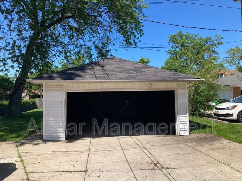 26611 Lakeshore Blvd. (Up), Euclid property image