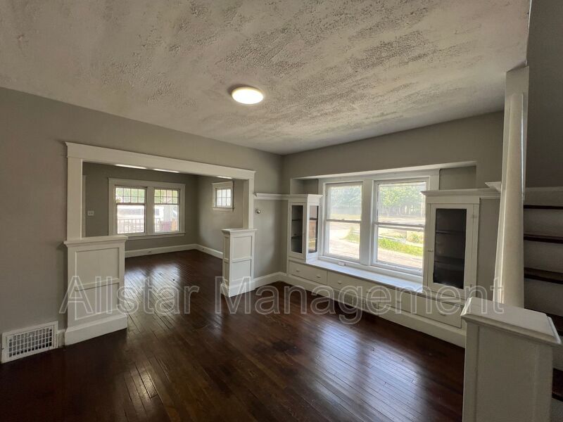 8203 Denison Avenue - (Left Side) Cleveland, OH 44102 property image