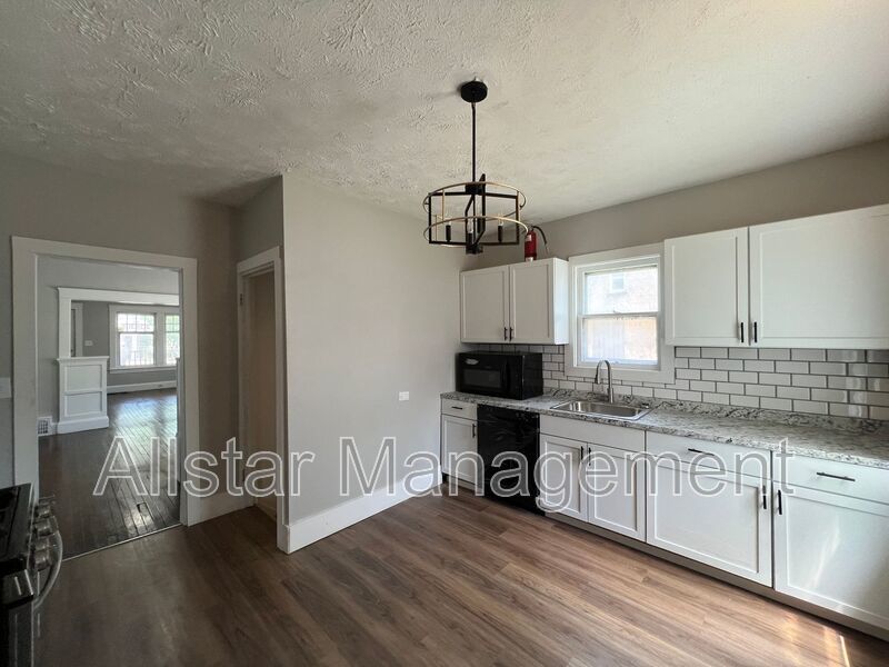 8203 Denison Avenue - (Right Side) Cleveland, OH 44102 property image