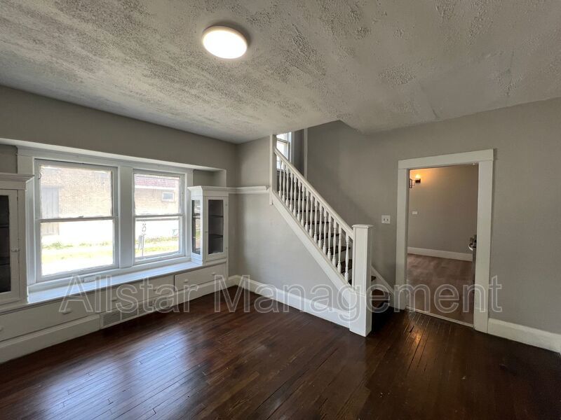 8203 Denison Avenue - (Right Side) Cleveland, OH 44102 property image