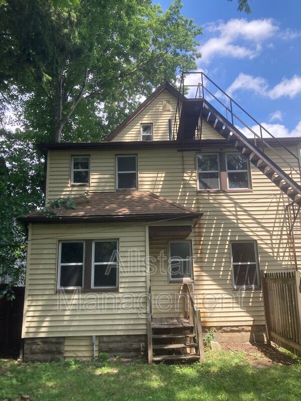 3786 W 37 St #2, Cleveland property image