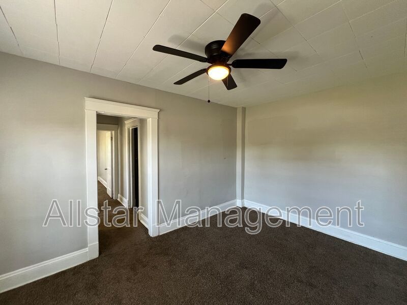 13815 Idarose Ave. #1, Cleveland property image