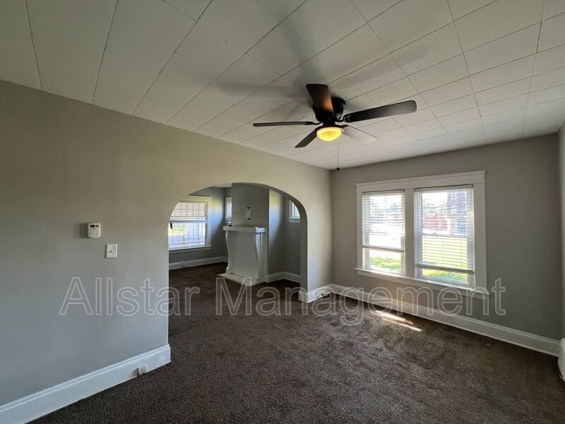 13815 Idarose Ave. #1, Cleveland property image