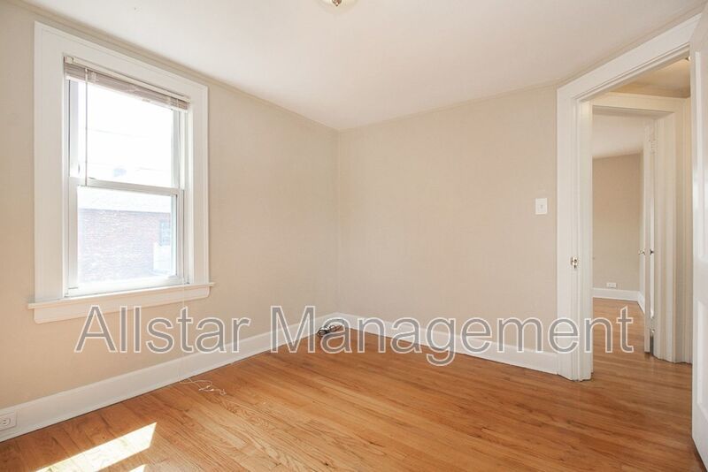 14210 Athens, Lakewood property image