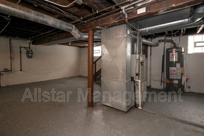 14210 Athens, Lakewood property image