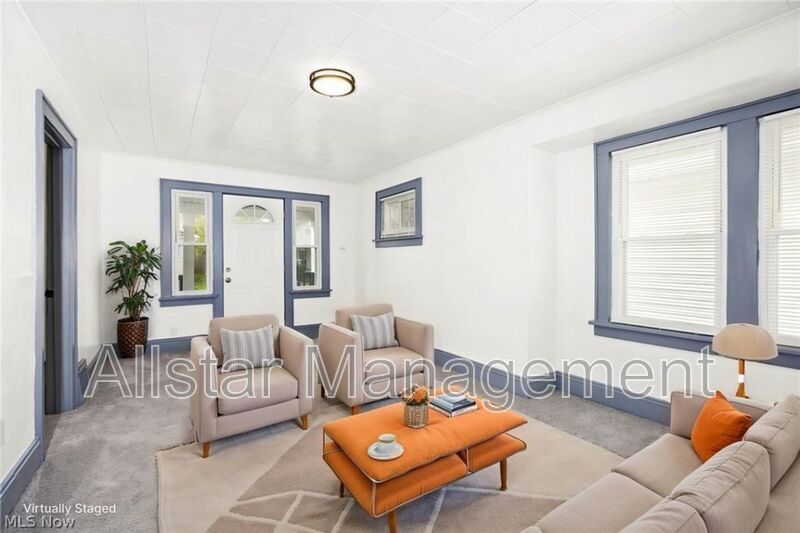 961 Wyley Avenue Akron, OH 44306 property image