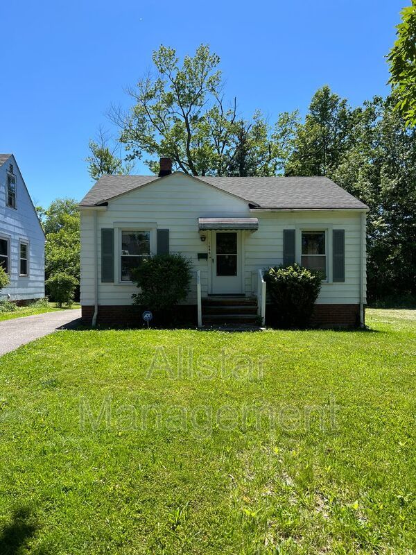 1480 E 196th Street Euclid, OH 44117 property image