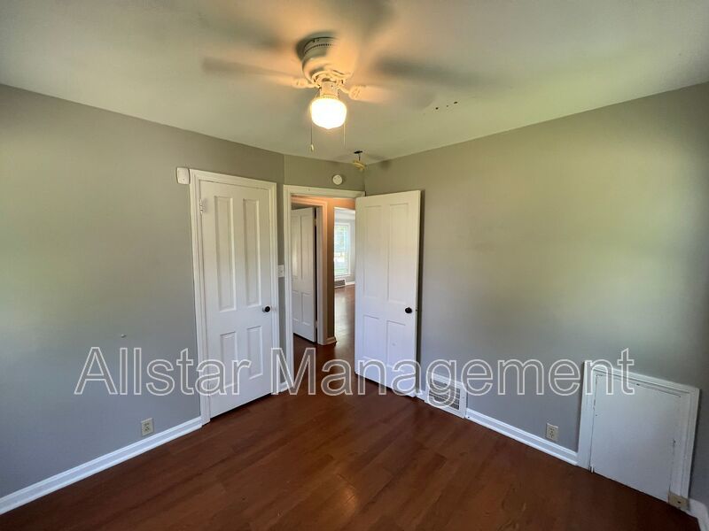 1480 E 196th Street Euclid, OH 44117 property image
