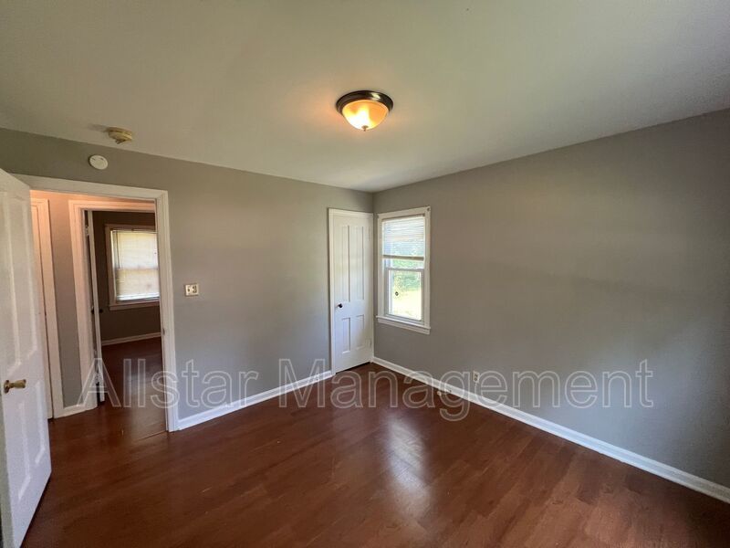 1480 E 196th Street Euclid, OH 44117 property image