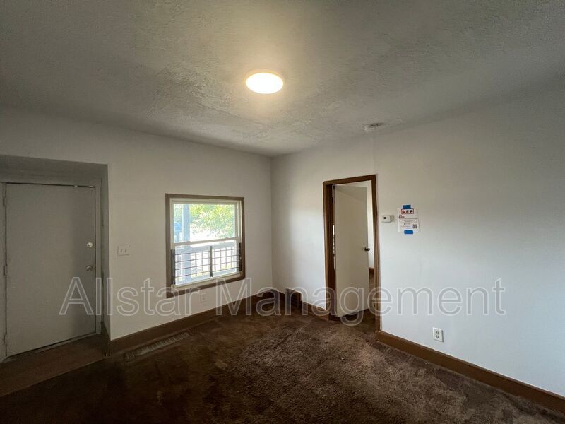 3611 E 116th Street - Lower Unit Cleveland, OH 44105 property image
