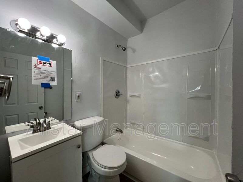3611 E 116th Street - Lower Unit Cleveland, OH 44105 property image