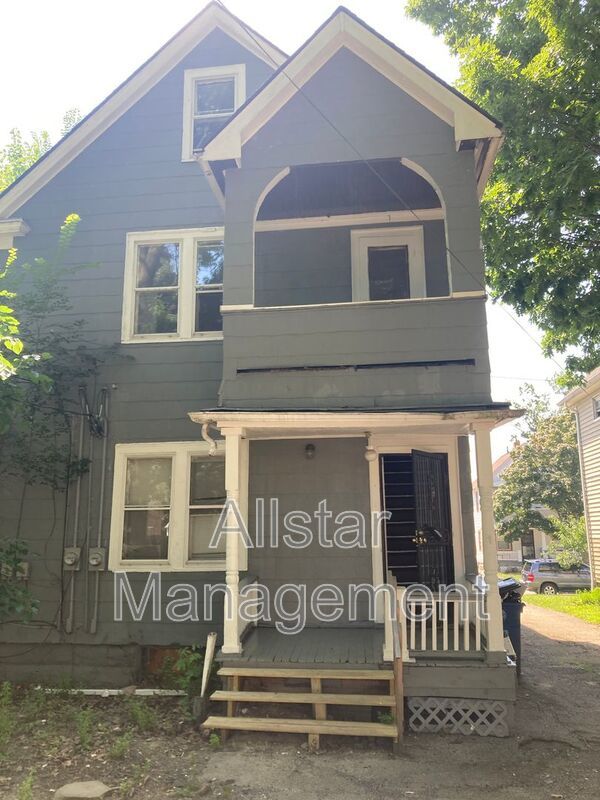2785 E 117th Street - Down Cleveland, OH 44120 property image