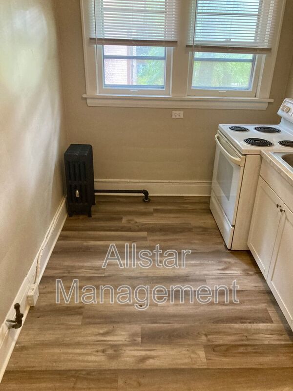 598 Blaine Avenue - Unit 3 Akron, OH 44310 property image