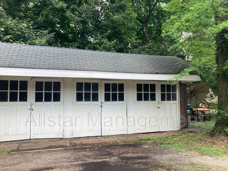598 Blaine Avenue - Unit 2 Akron, OH 44310 property image