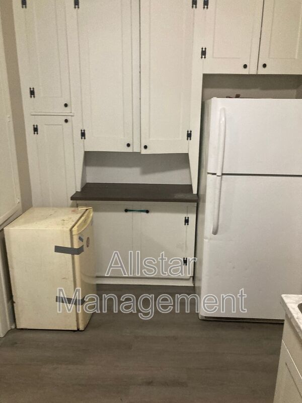 598 Blaine Avenue - Unit 2 Akron, OH 44310 property image