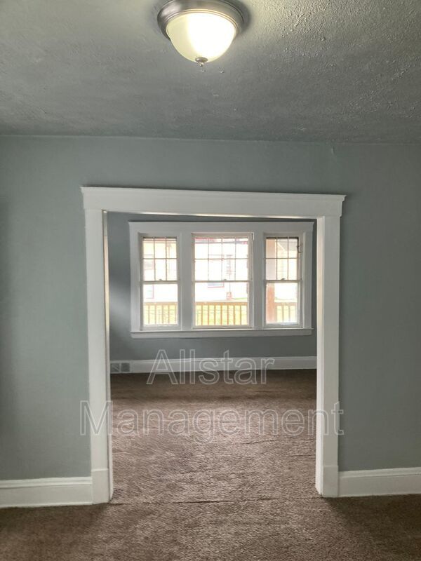1005 E. 140th St.  Cleveland, OH property image