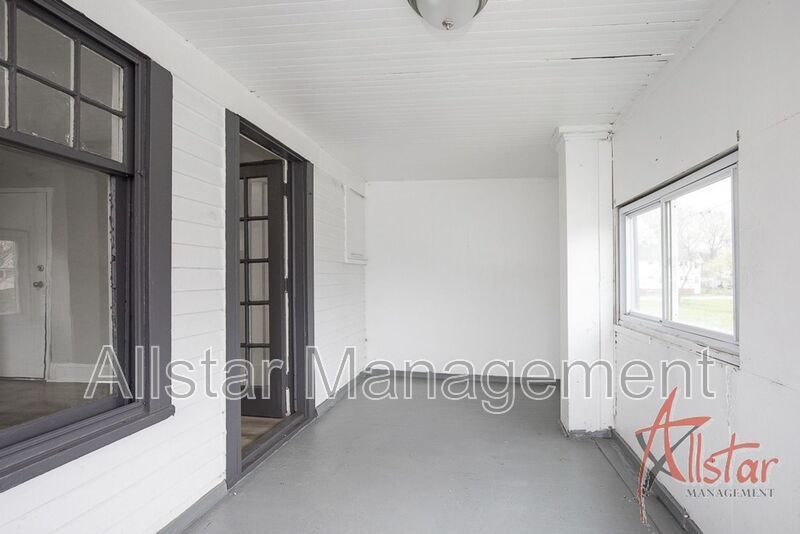 13815 Idarose Ave. #2, Cleveland property image