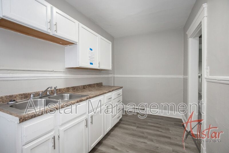 13815 Idarose Ave. #2, Cleveland property image