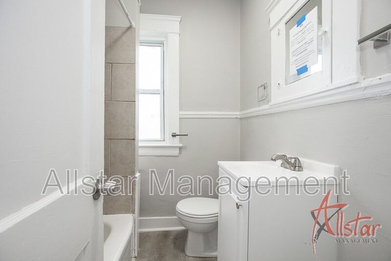 13815 Idarose Ave. #2, Cleveland property image