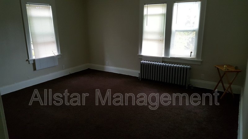 13558 Cedar Rd, University Heights, OH property image