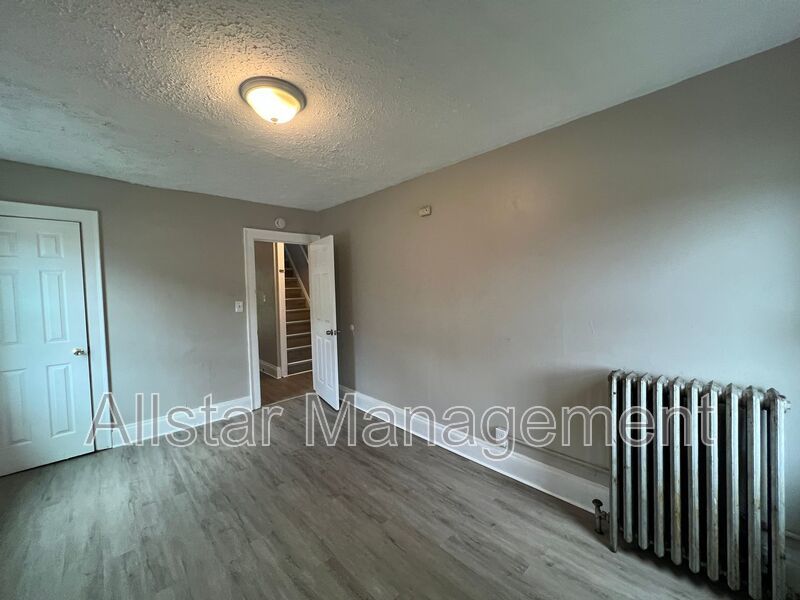 13558 Cedar Rd, University Heights, OH property image