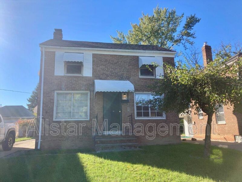 5574 Beechwood Ave., Maple Hts. property image