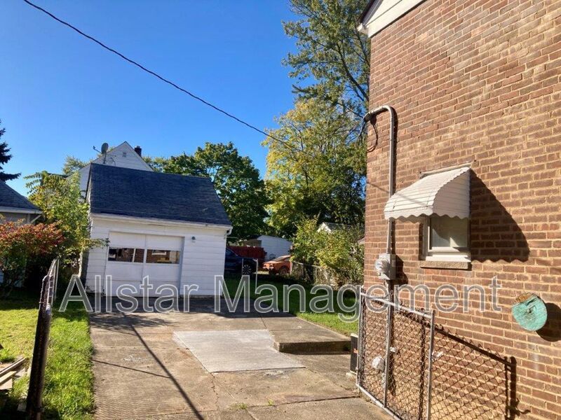 5574 Beechwood Ave., Maple Hts. property image