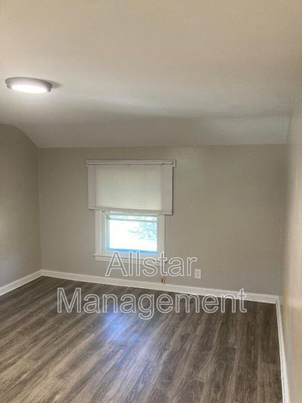 5574 Beechwood Ave., Maple Hts. property image