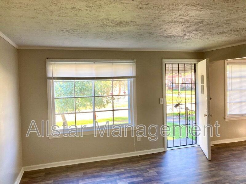 5574 Beechwood Ave., Maple Hts. property image