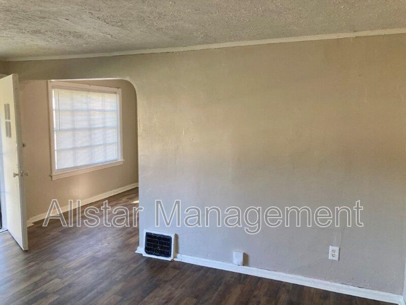 5574 Beechwood Ave., Maple Hts. property image