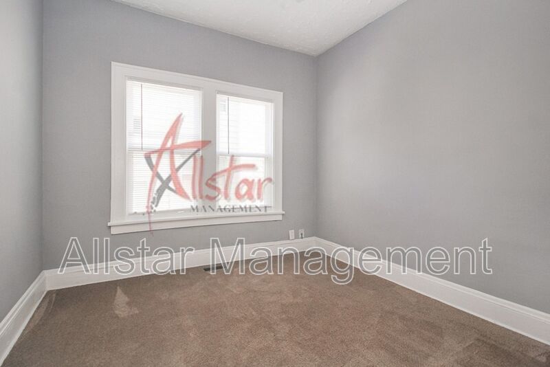 1548 Glenmont Rd. #1 East Cleveland, OH property image