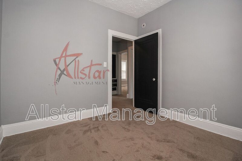 1548 Glenmont Rd. #1 East Cleveland, OH property image
