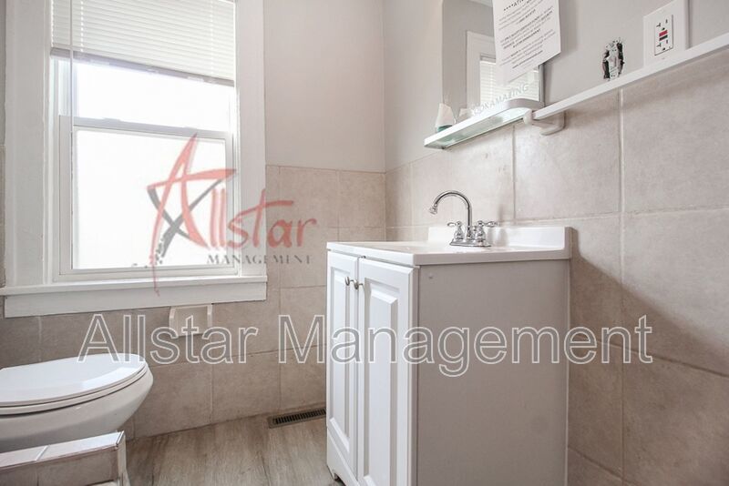 1548 Glenmont Rd. #1 East Cleveland, OH property image
