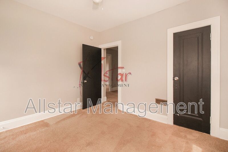 1550 Glenmont Rd. (Up) Unit #2, E. Cleveland property image