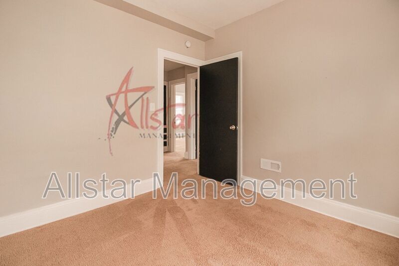 1550 Glenmont Rd. (Up) Unit #2, E. Cleveland property image
