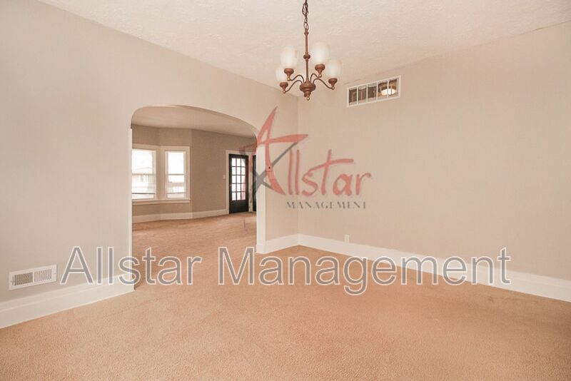 1550 Glenmont Rd. (Up) Unit #2, E. Cleveland property image