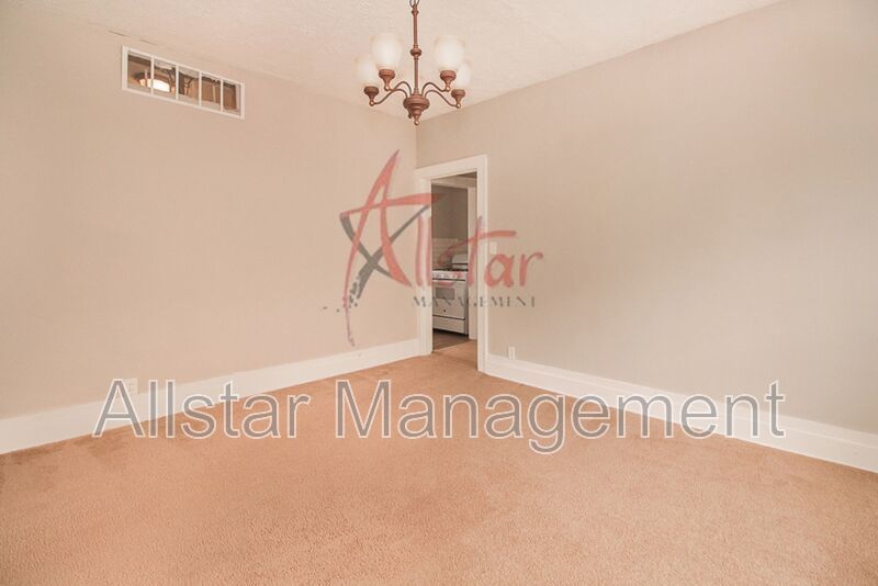1550 Glenmont Rd. (Up) Unit #2, E. Cleveland property image