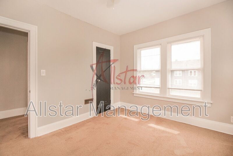 1550 Glenmont Rd. (Up) Unit #2, E. Cleveland property image