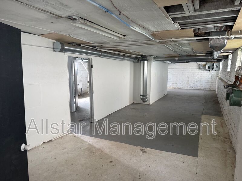1548 Glenmont Rd. #1 East Cleveland, OH property image