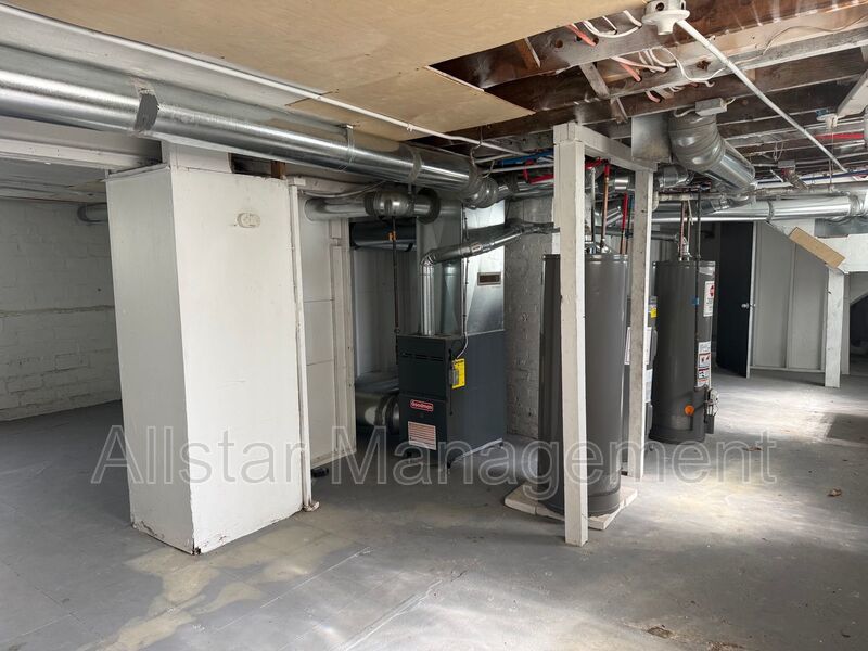 1550 Glenmont Rd. (Up) Unit #2, E. Cleveland property image