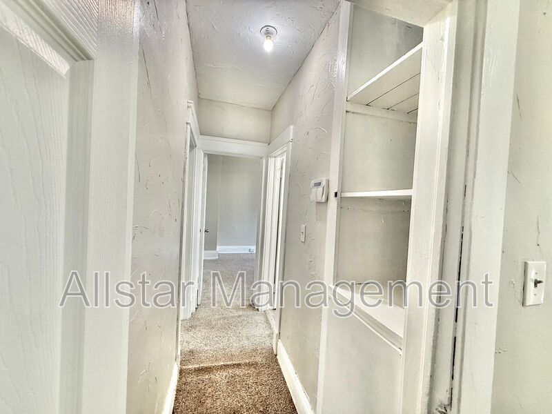 9223 Adams Avenue (down) Cleveland, OH 44108 property image