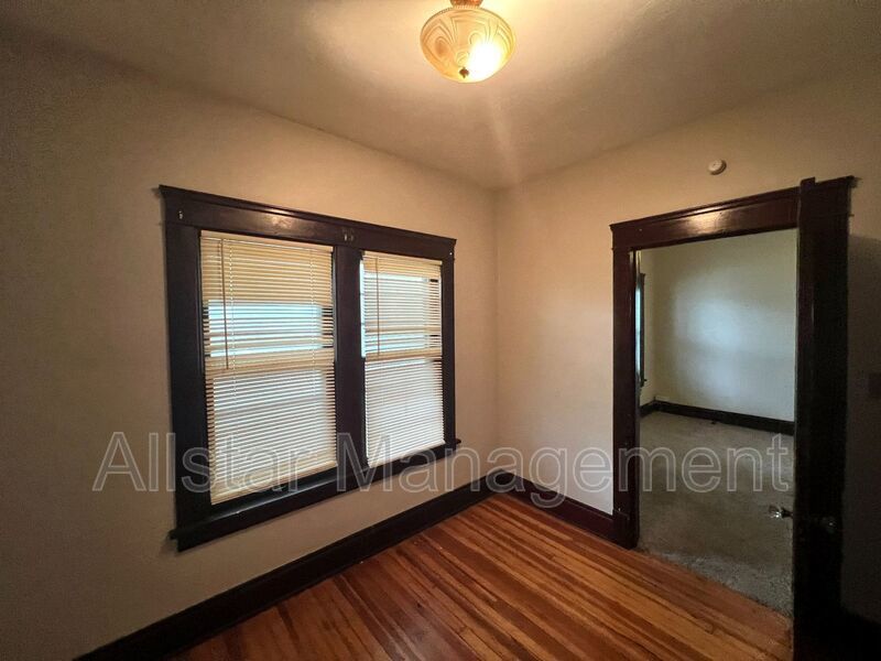 16219 Huntmere Avenue - Unit 1 Cleveland, OH 44110 property image