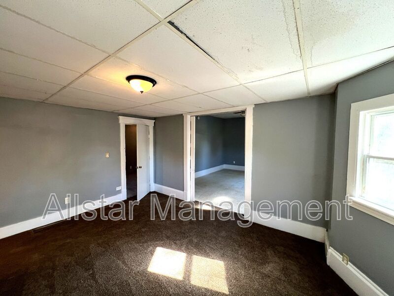 425 Fulton Rd - Lower unit Canton, OH 44703 property image
