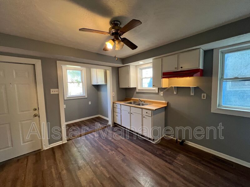 425 Fulton Rd - Lower unit Canton, OH 44703 property image