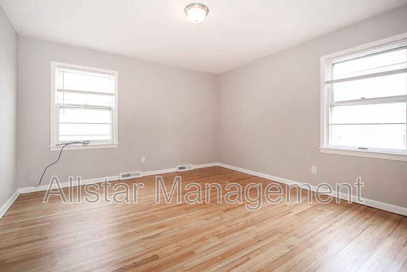 4801 E 84th St. (Up), Garfield Hts. property image
